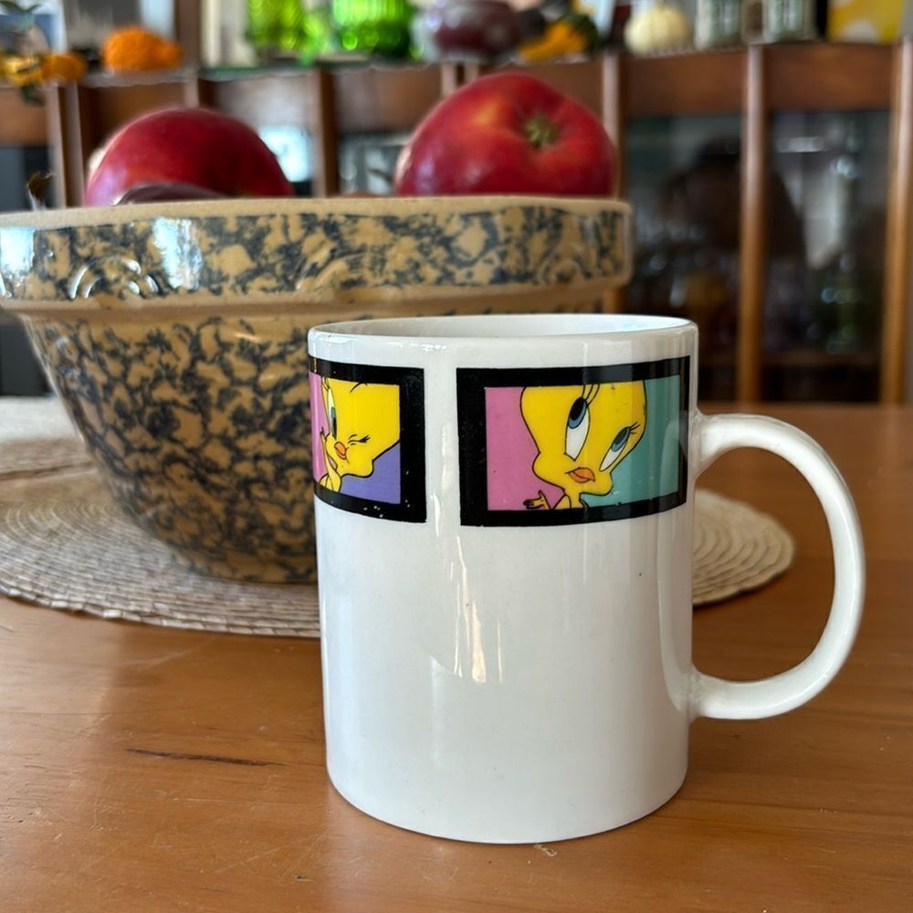 Looney Tunes Tweety Bird Coffee Mug